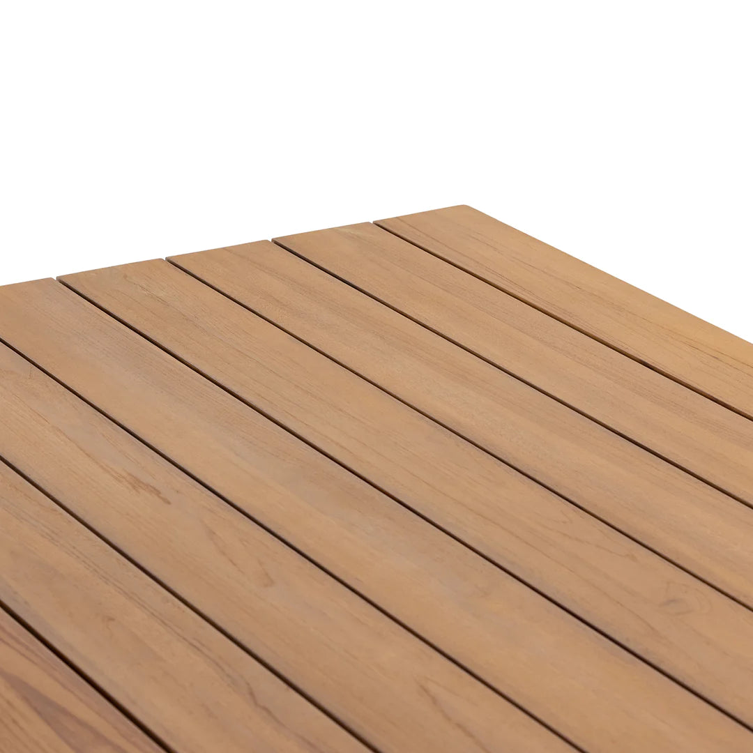 Brisa 8-Seater Outdoor Dining Table
