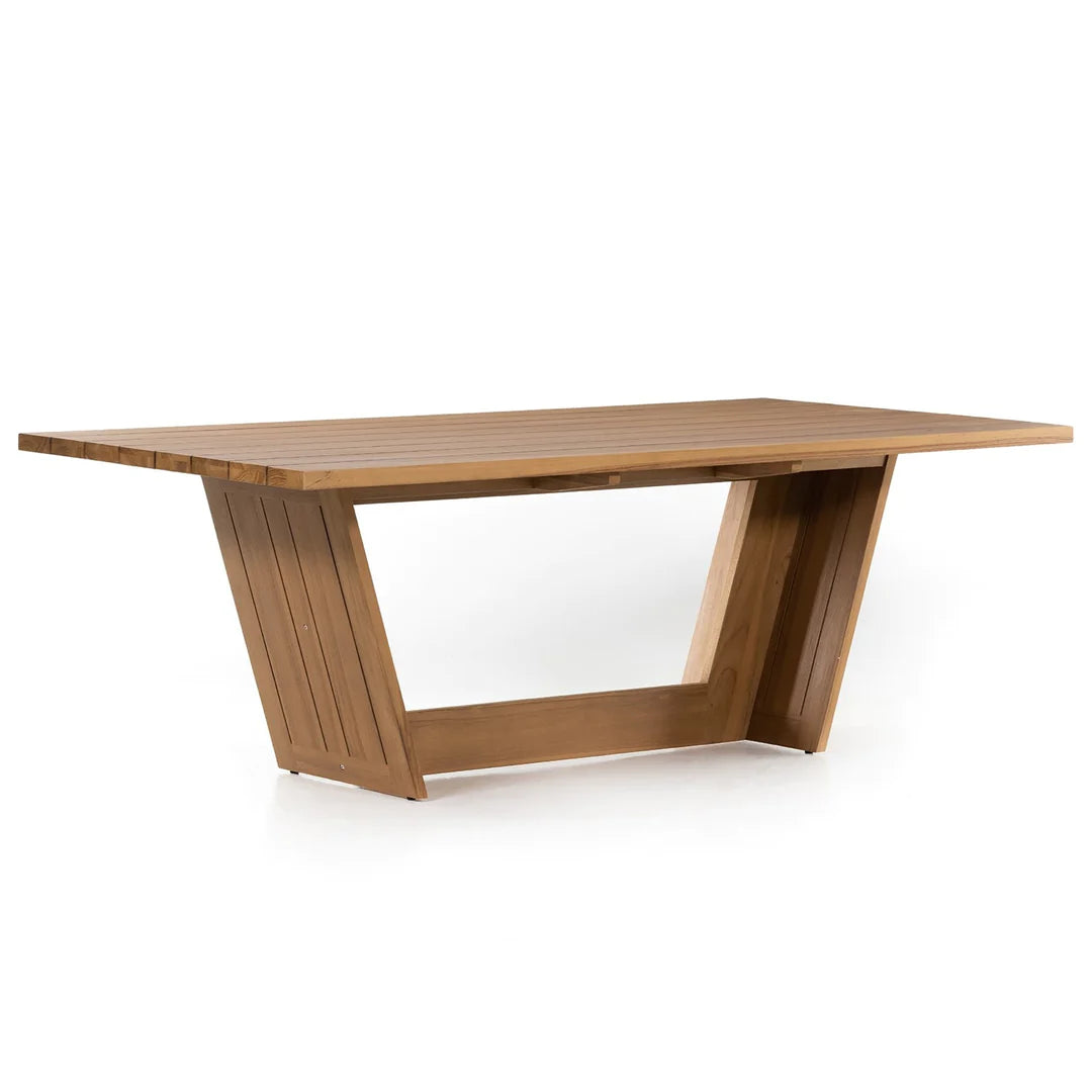 Brisa 8-Seater Outdoor Dining Table