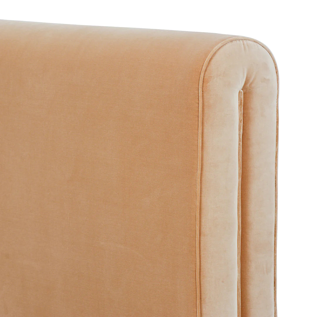 Bonde Velvet Bed