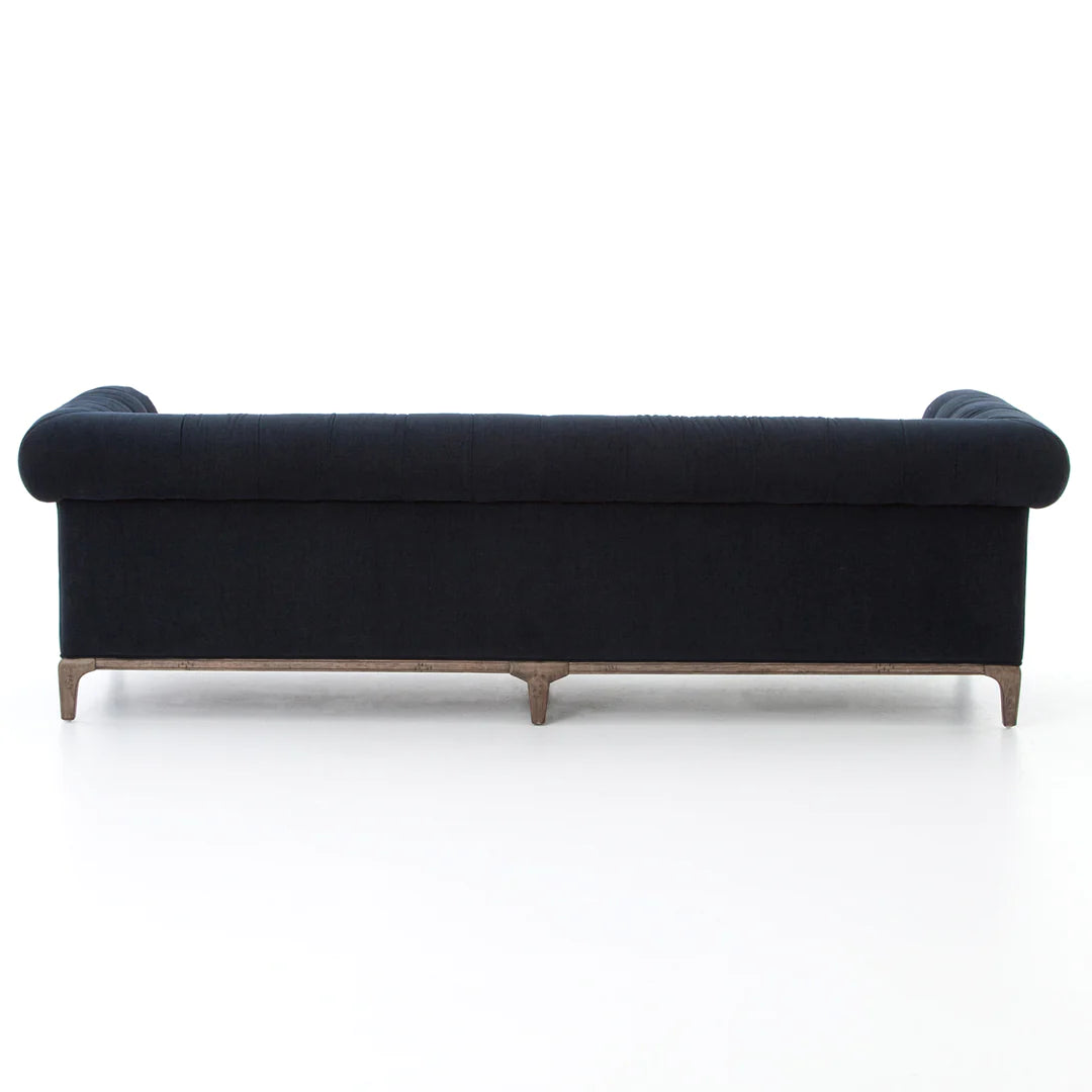Mālūlū 2-Seater Velvet Couch